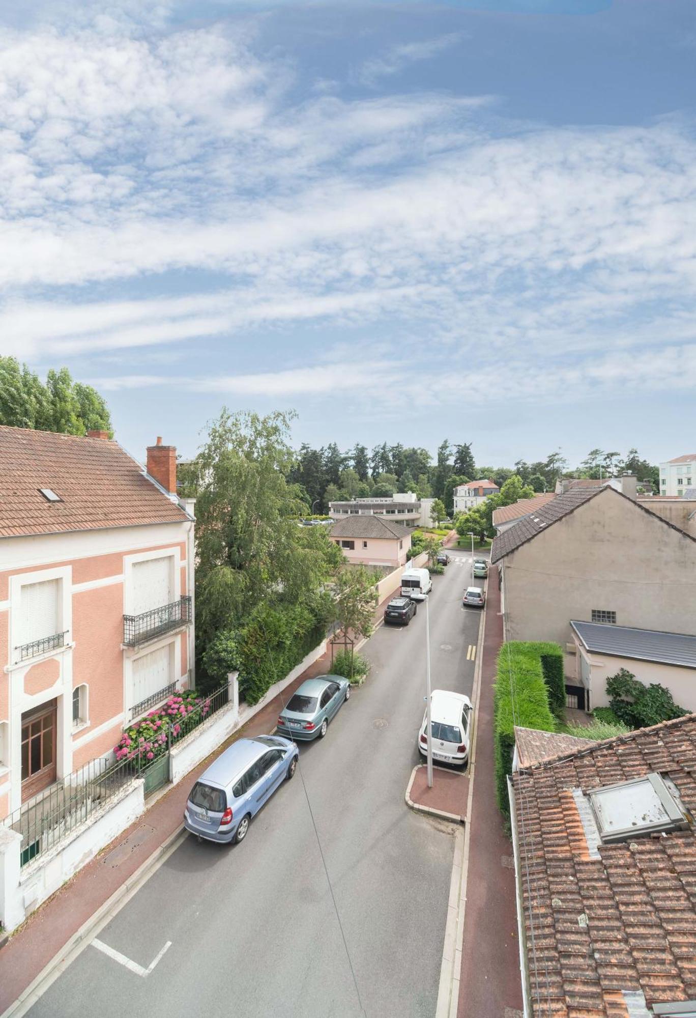 Le Grenet - Design En Duplex Apartment *